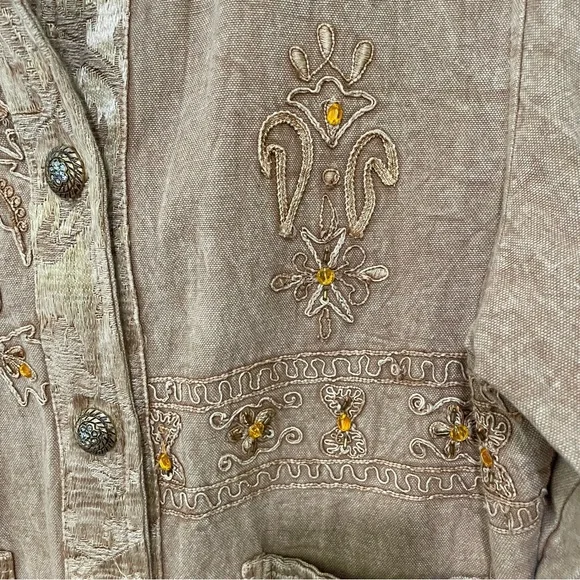 Flashback Women's Embroidered Brown Jean Jacket - Picture 4 of 13